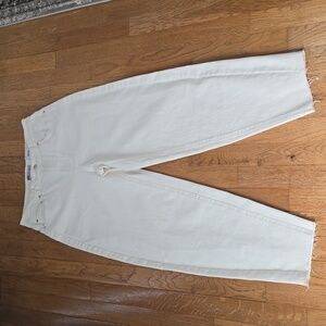 SO BRAND WOMENS JUNIOR SIZE WHITE HIGH-RISE "BALLOON" JEANS SIZE 7